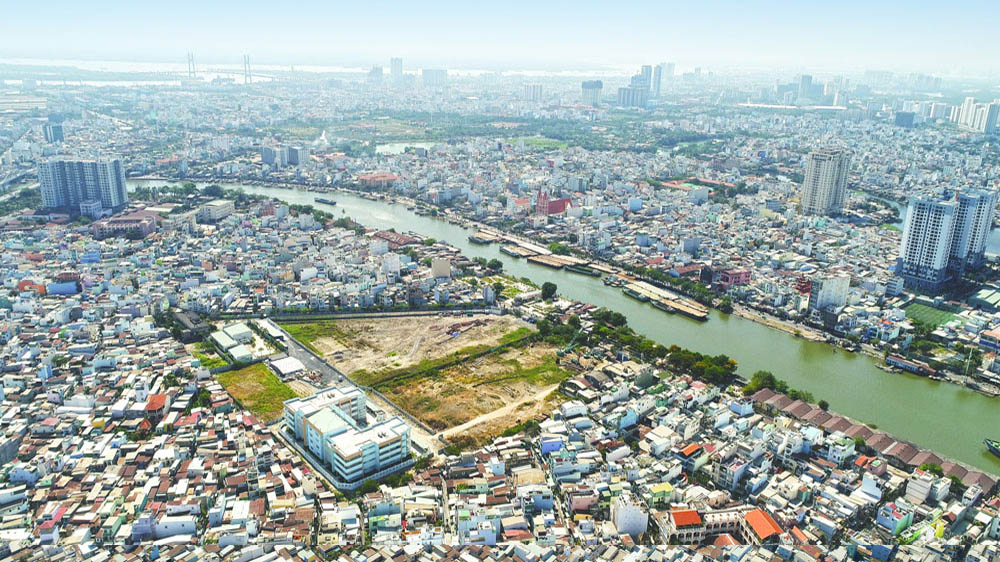 tien-do-xay-dung-can-ho-charmington-iris-quan-4